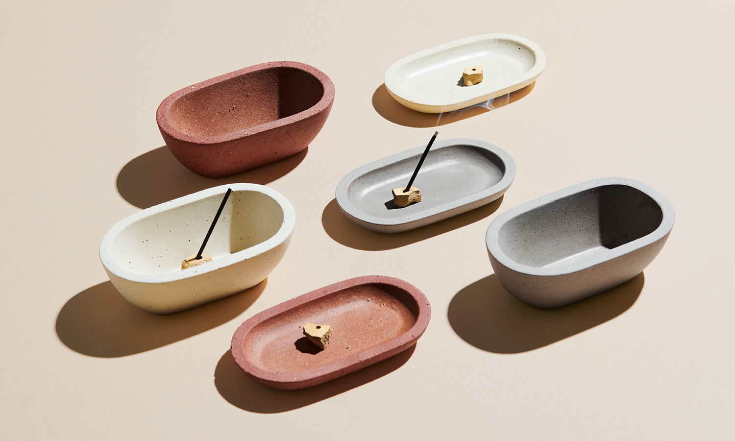 極美品・希少コラボ】2点セット・手作り鋳鉄台座 × 陶器香皿・モダン